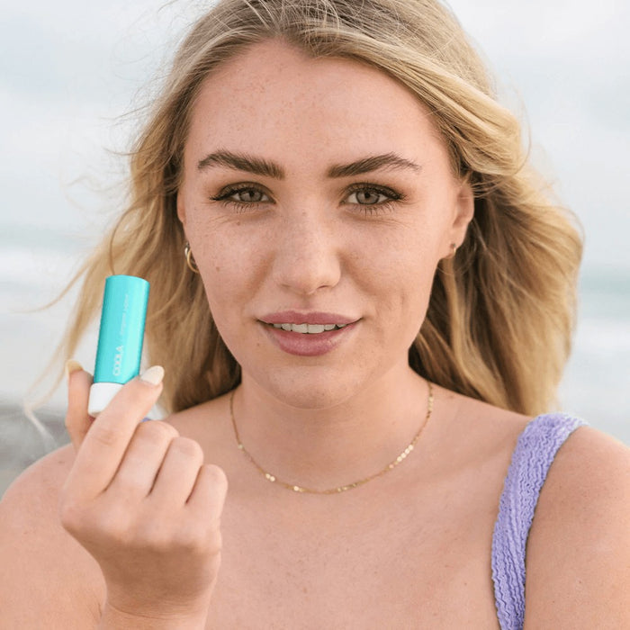 Classic Liplux Lip Balm Original SPF 30 - Trattamento solare - COOLA - Alla Violetta Boutique