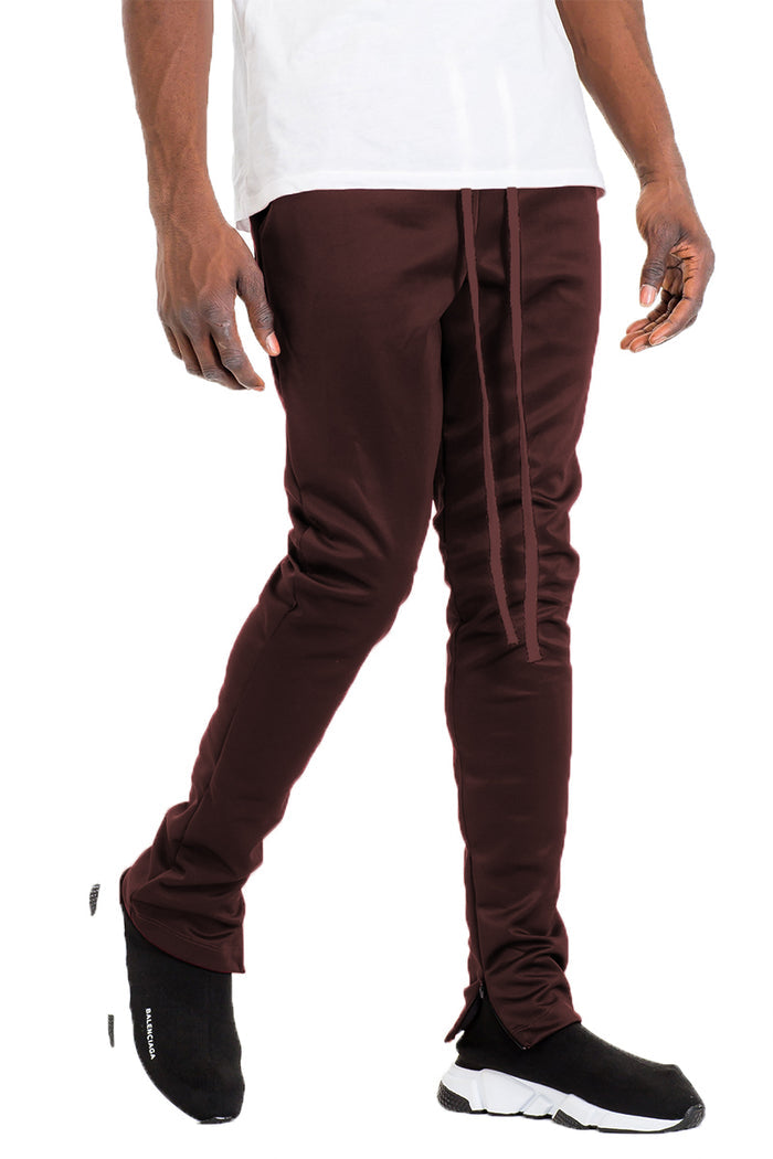 Brown / S