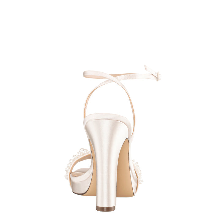 EVETTE-IVORY