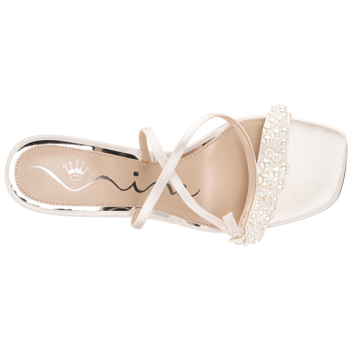 EVETTE-IVORY