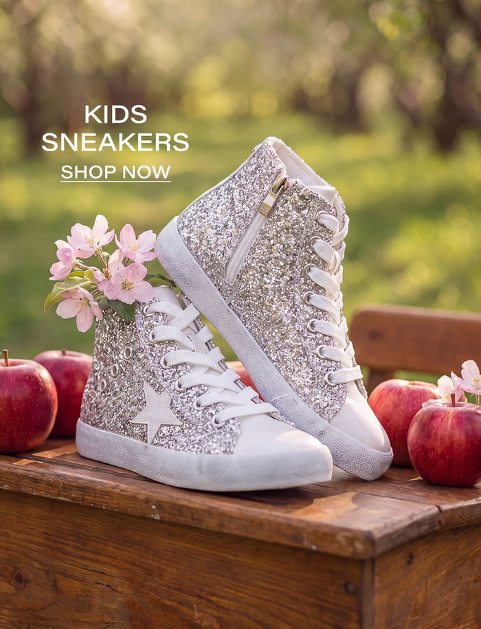 Girls Sneakers Collection Ad
