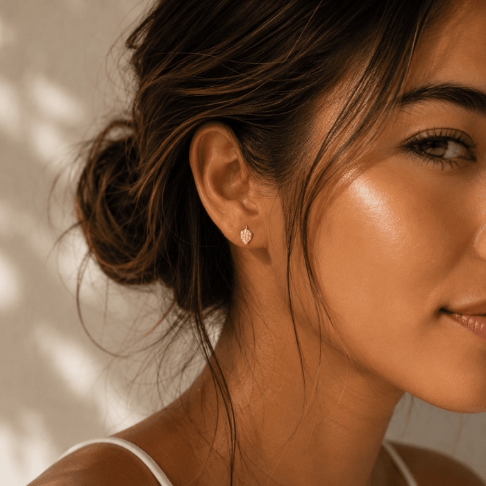 Little Leaf Stud Earrings - Le Serey