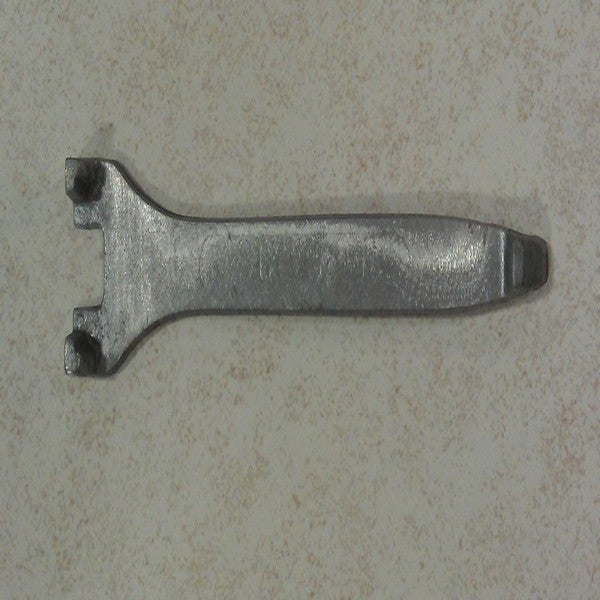 operating tool for ashpan
