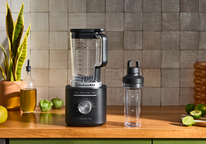 Pure Power Blender with a Personal Blending Jar