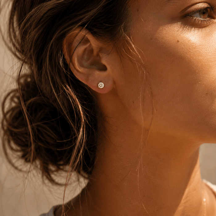 Solitaire Studs - Le Serey